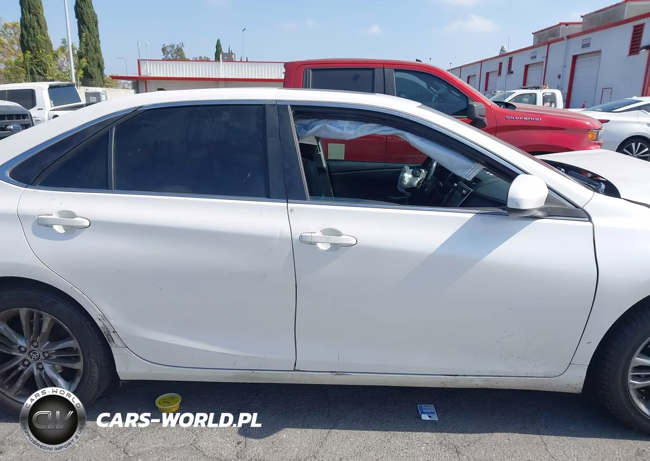 2015 Toyota Camry Se VIN:4T1BF1FK1FU055446 - 15