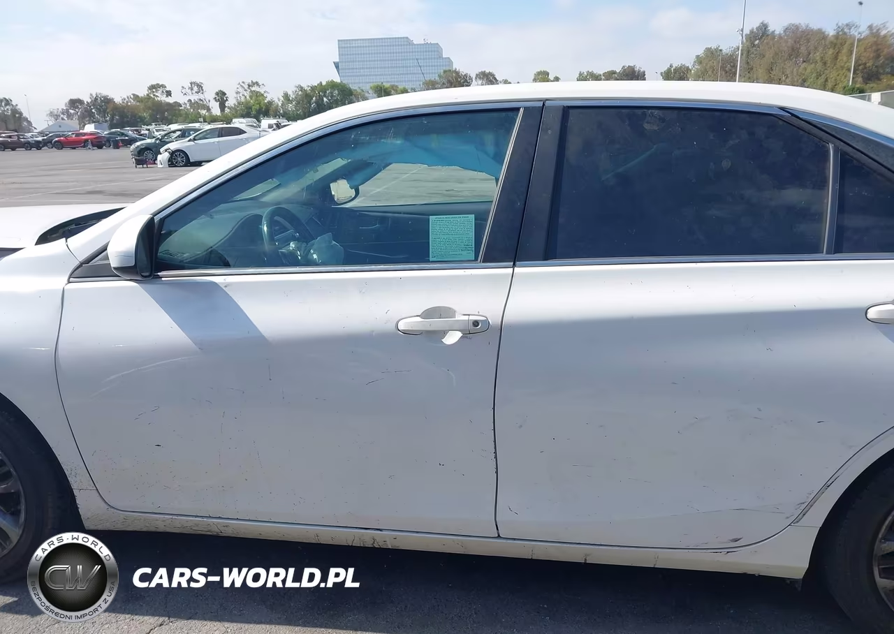 2015 Toyota Camry Se VIN:4T1BF1FK1FU055446 - 16