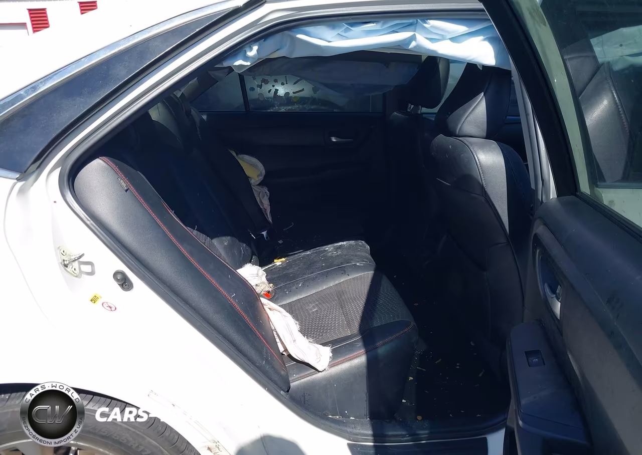 2015 Toyota Camry Se VIN:4T1BF1FK1FU055446 - 8