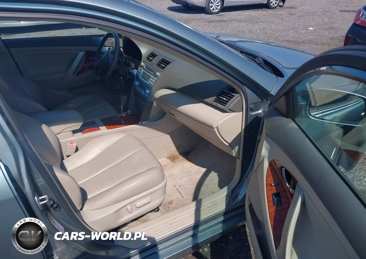 2008 Toyota Camry Xle VIN:4T1BE46KX8U735305 - 5