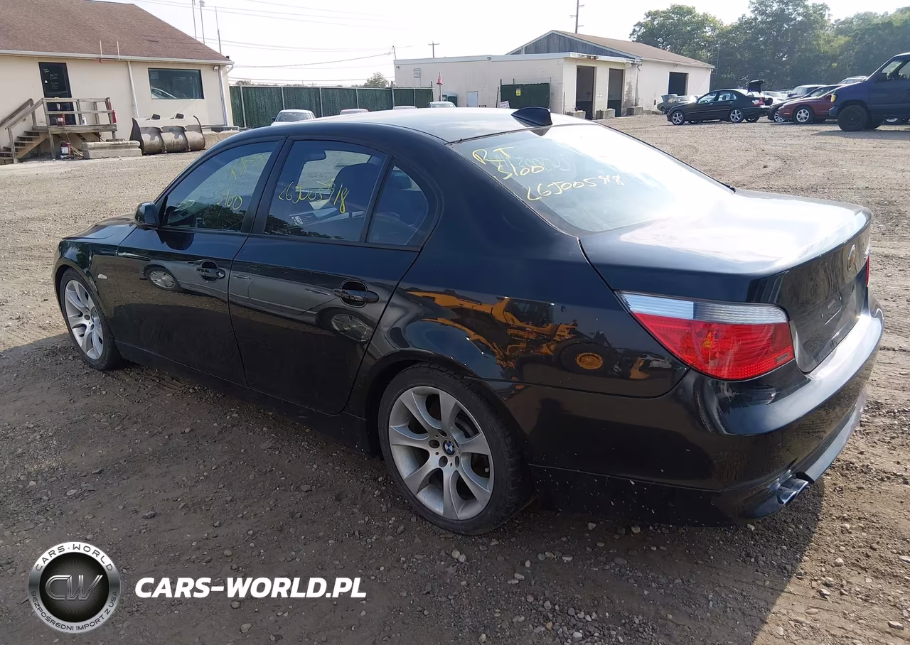 2005 BMW 545I VIN:WBANB33505B115621 - 3