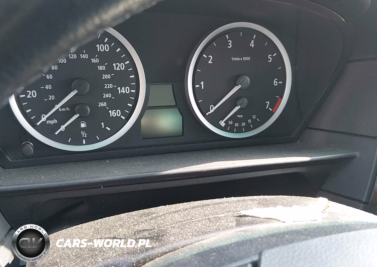 2005 BMW 545I VIN:WBANB33505B115621 - 7