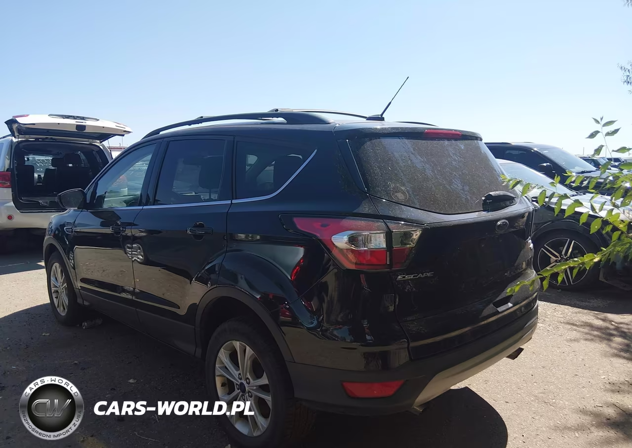 2017 Ford Escape Se VIN:1FMCU9GD5HUD71105 - 3