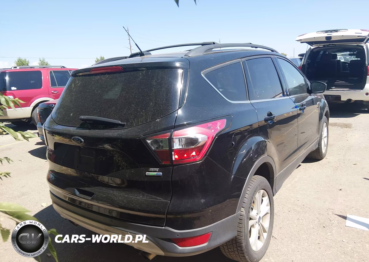 2017 Ford Escape Se VIN:1FMCU9GD5HUD71105 - 4