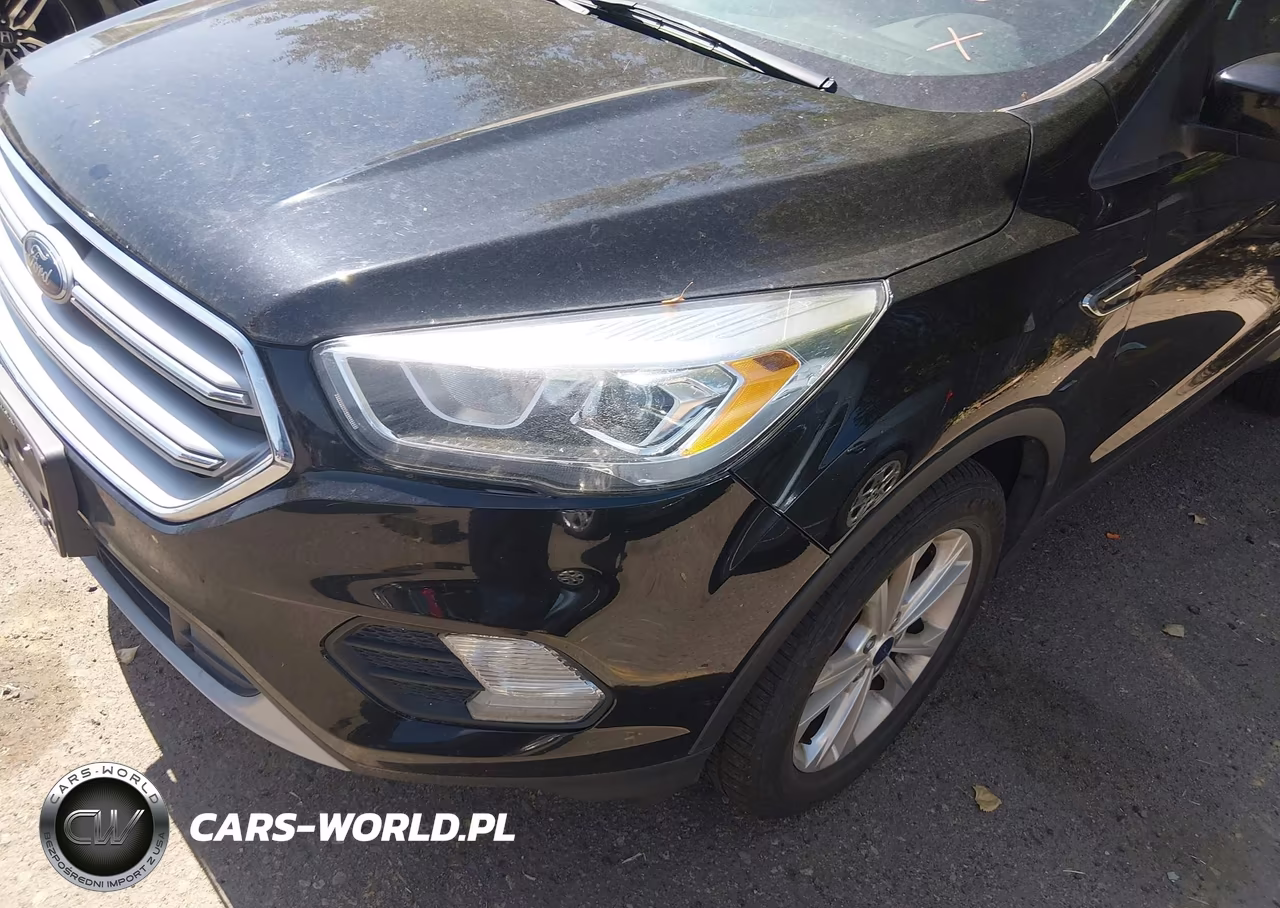 2017 Ford Escape Se VIN:1FMCU9GD5HUD71105 - 6