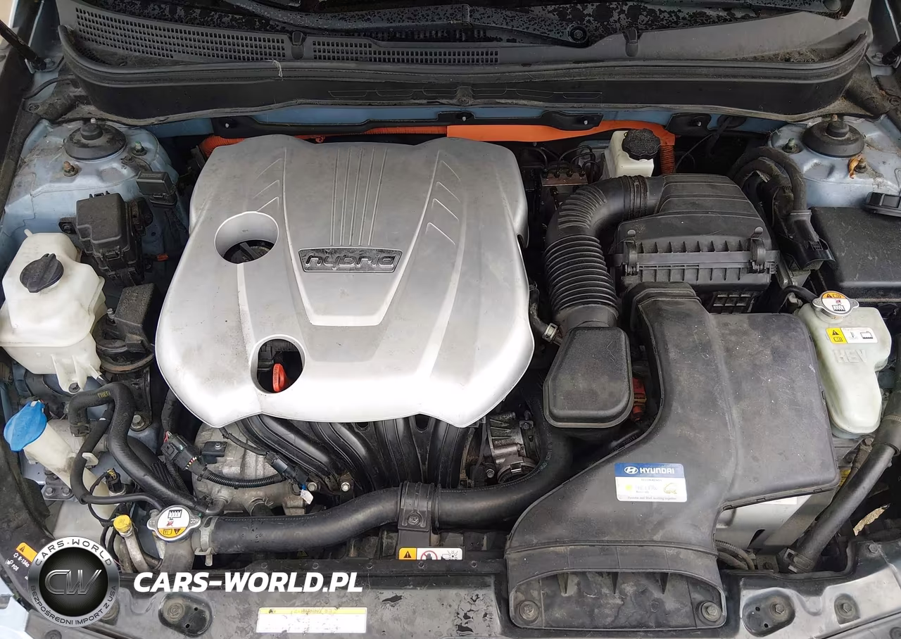 2015 Hyundai Sonata Hybrid Limited VIN:KMHEC4A43FA132402 - 10