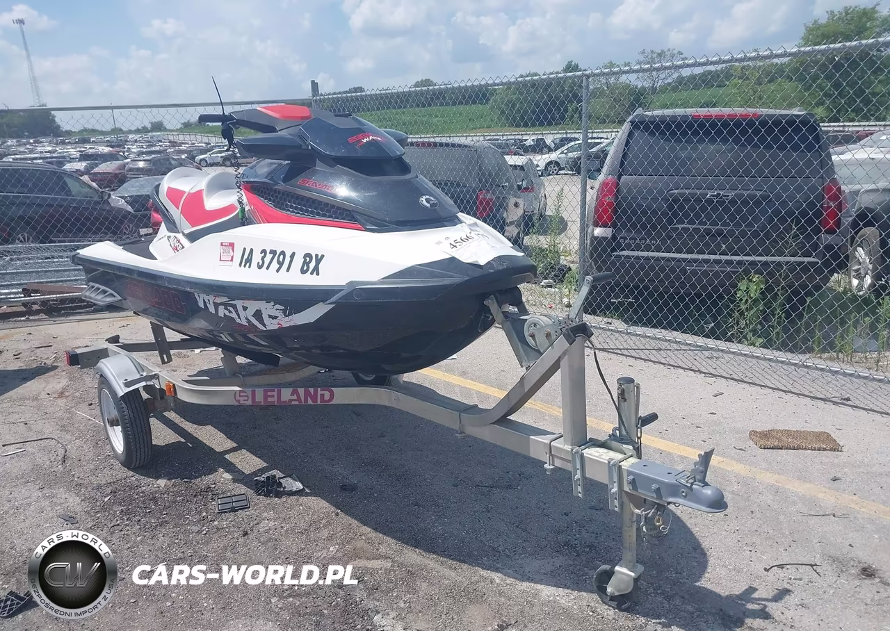 2011 Seadoo Wake Pro 215