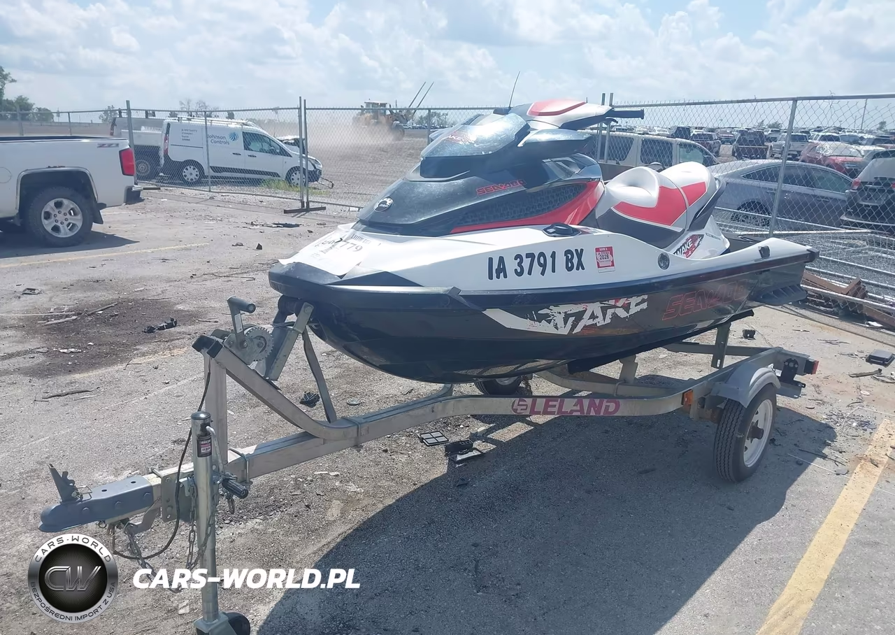 2011 Seadoo Wake Pro 215 VIN:YDV08775E111 - 2