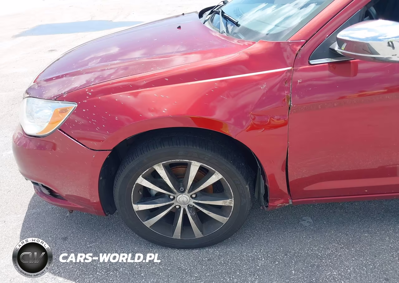 2013 Chrysler 200 Touring VIN:1C3CCBBB9DN545786 - 12