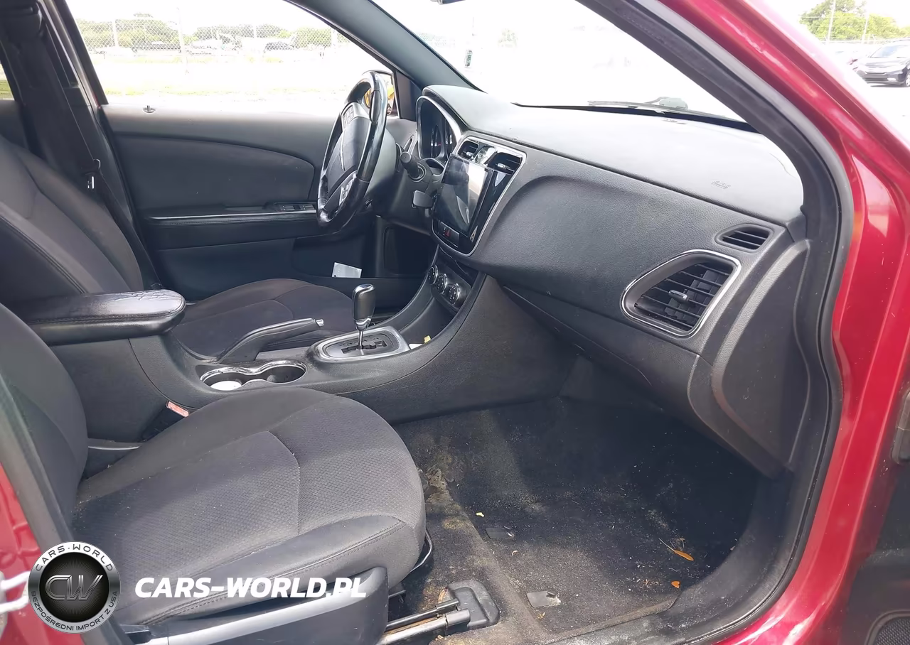 2013 Chrysler 200 Touring VIN:1C3CCBBB9DN545786 - 5