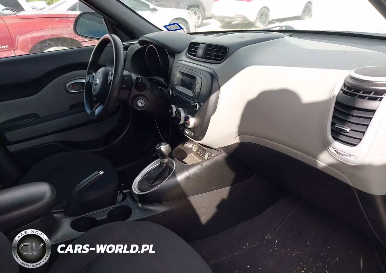 2014 Kia Soul VIN:KNDJN2A2XE7705677 - 5