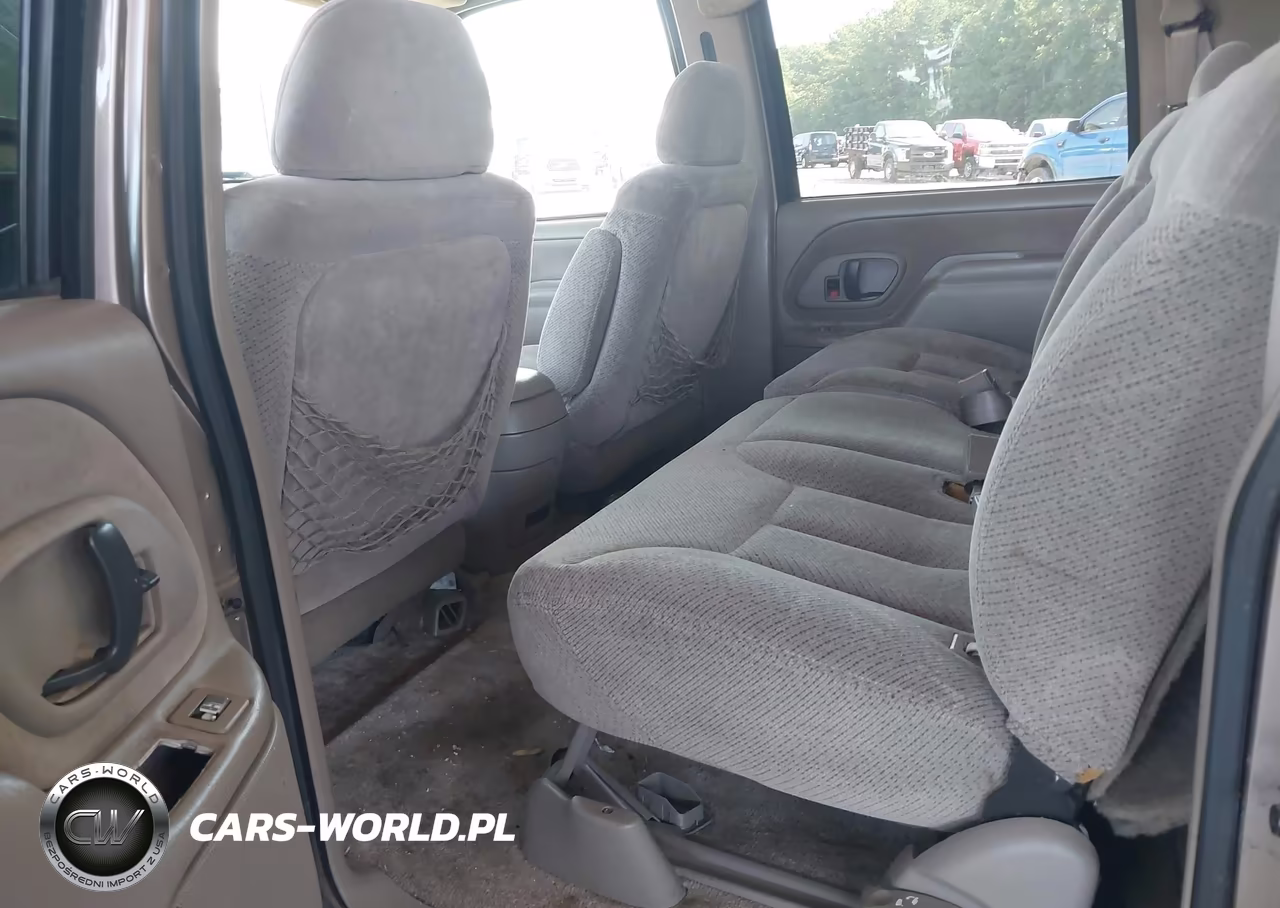 1996 Chevrolet Suburban C1500 VIN:3GNEC16R5TG100756 - 8