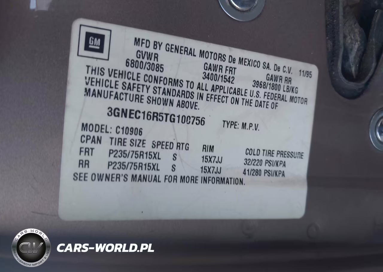 1996 Chevrolet Suburban C1500 VIN:3GNEC16R5TG100756 - 9
