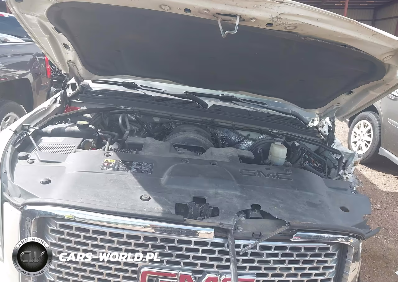 2015 GMC Yukon Denali VIN:1GKS1CKJ6FR260408 - 10