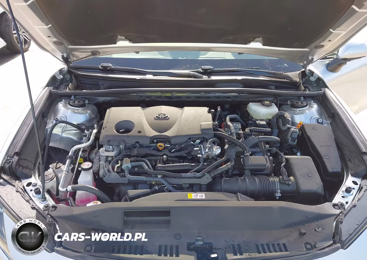 2025 Toyota Camry Le VIN:4T1DAACK6SU610882 - 10