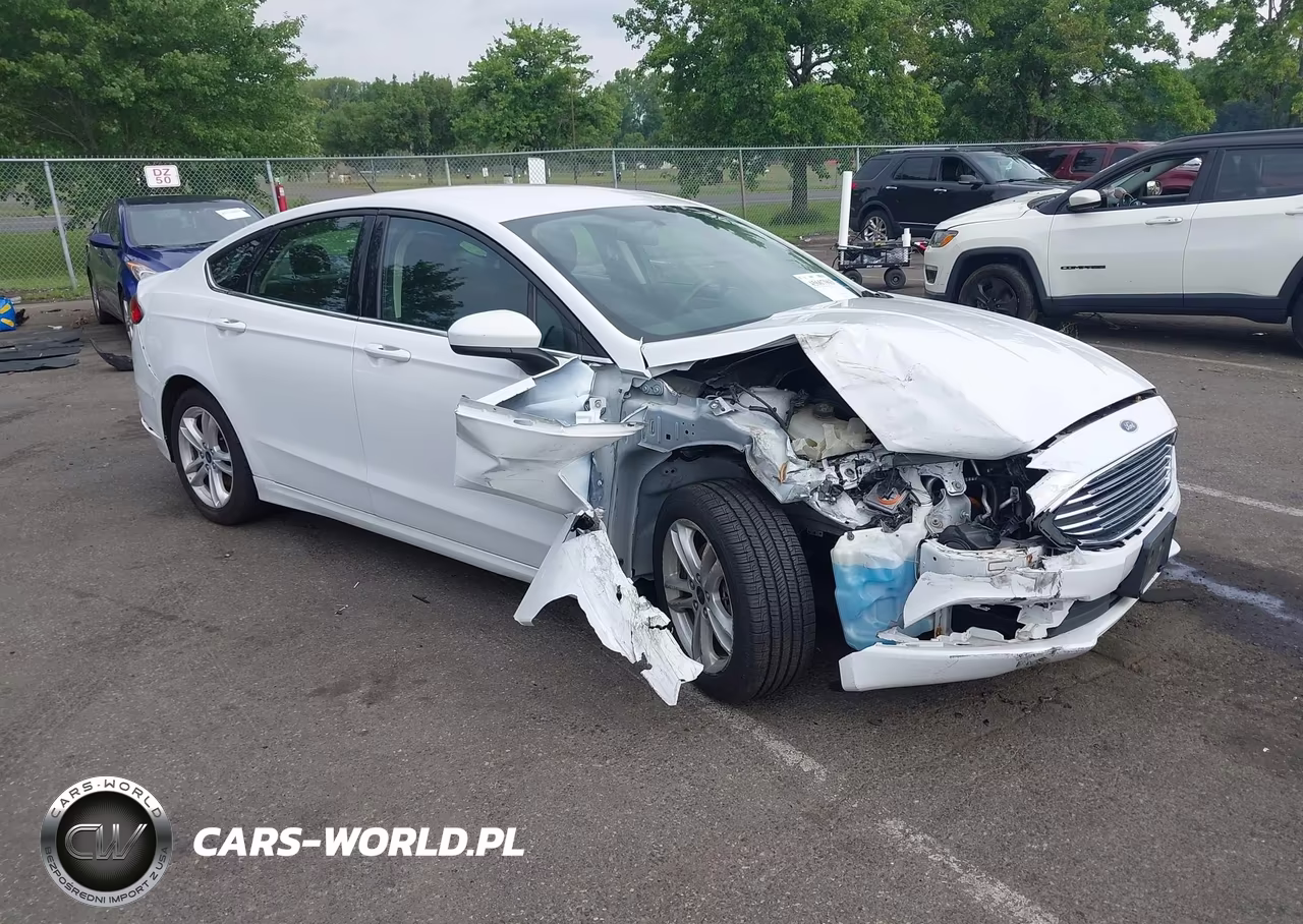 2018 Ford Fusion Hybrid Se – zdjęcie 1 z 17