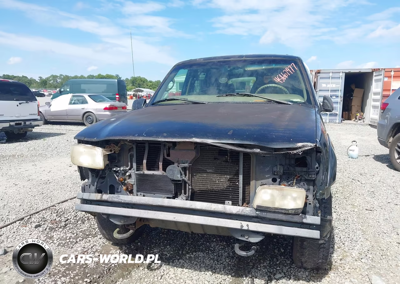 1999 GMC Denali VIN:1GKEK13R3XR921283 - 6