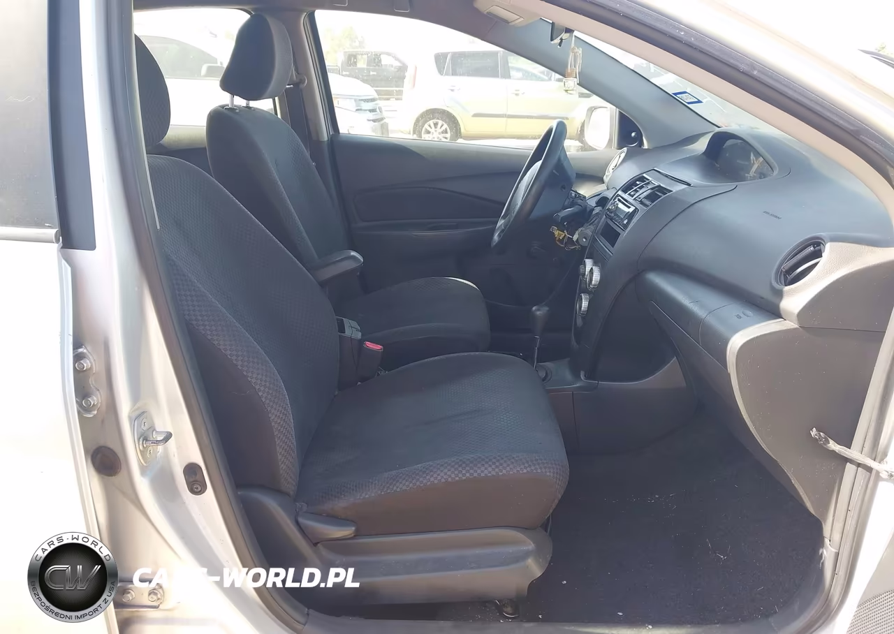 2008 Toyota Yaris VIN:JTDBT923684011021 - 5