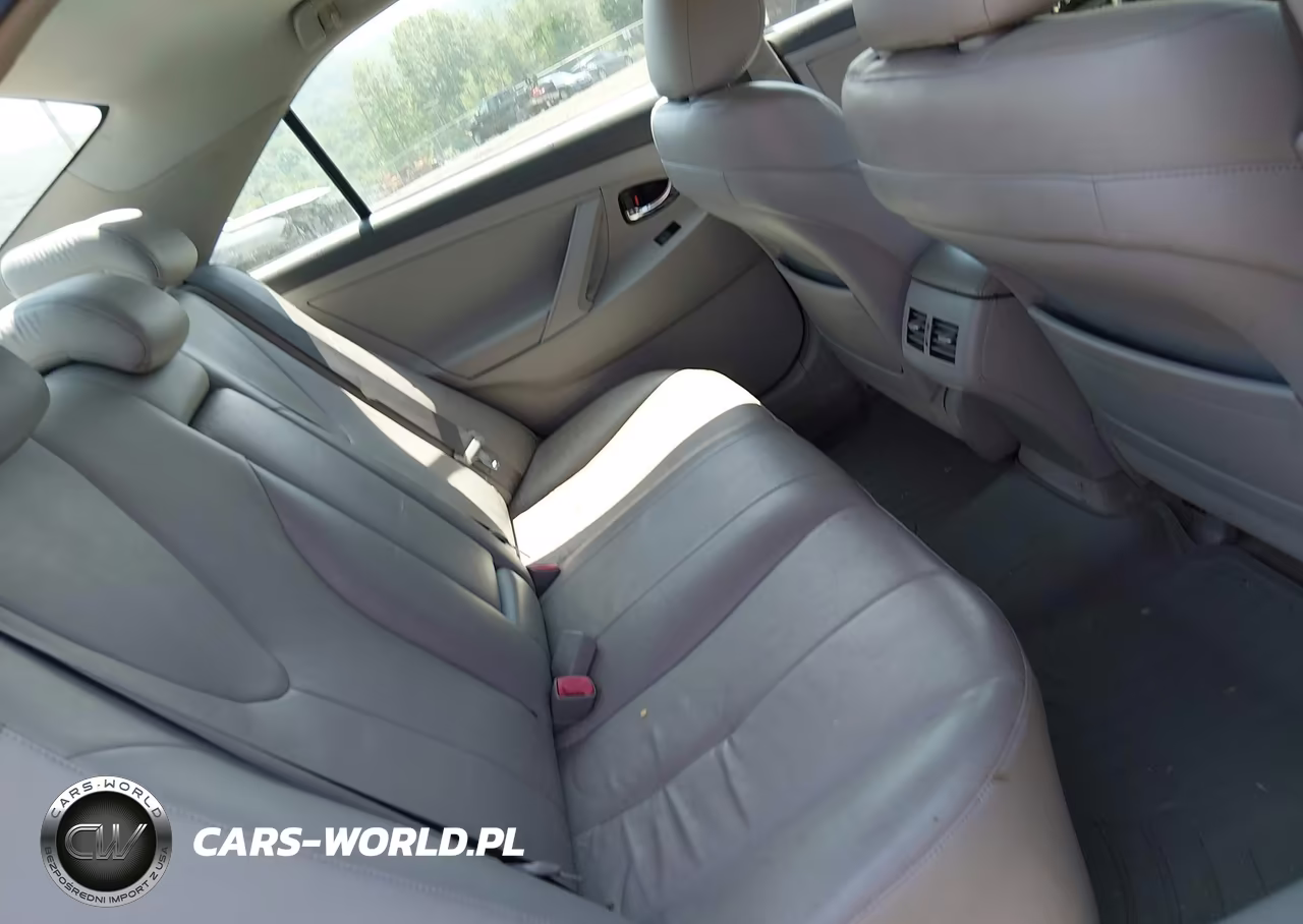 2007 Toyota Camry Hybrid VIN:JTNBB46K373034960 - 8
