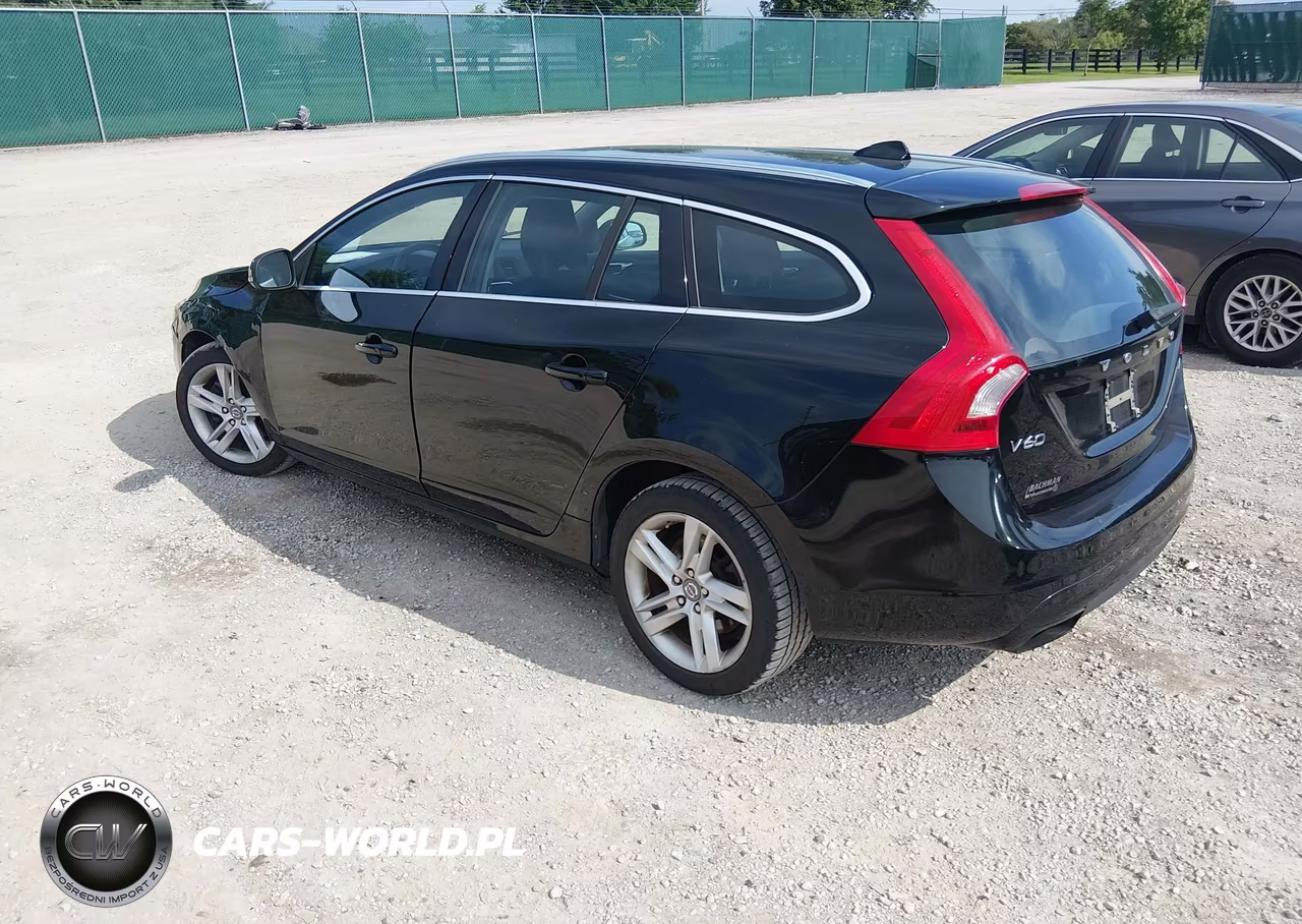 2015 Volvo V60 T5 Premier VIN:YV140MEBXF1207429 - 3