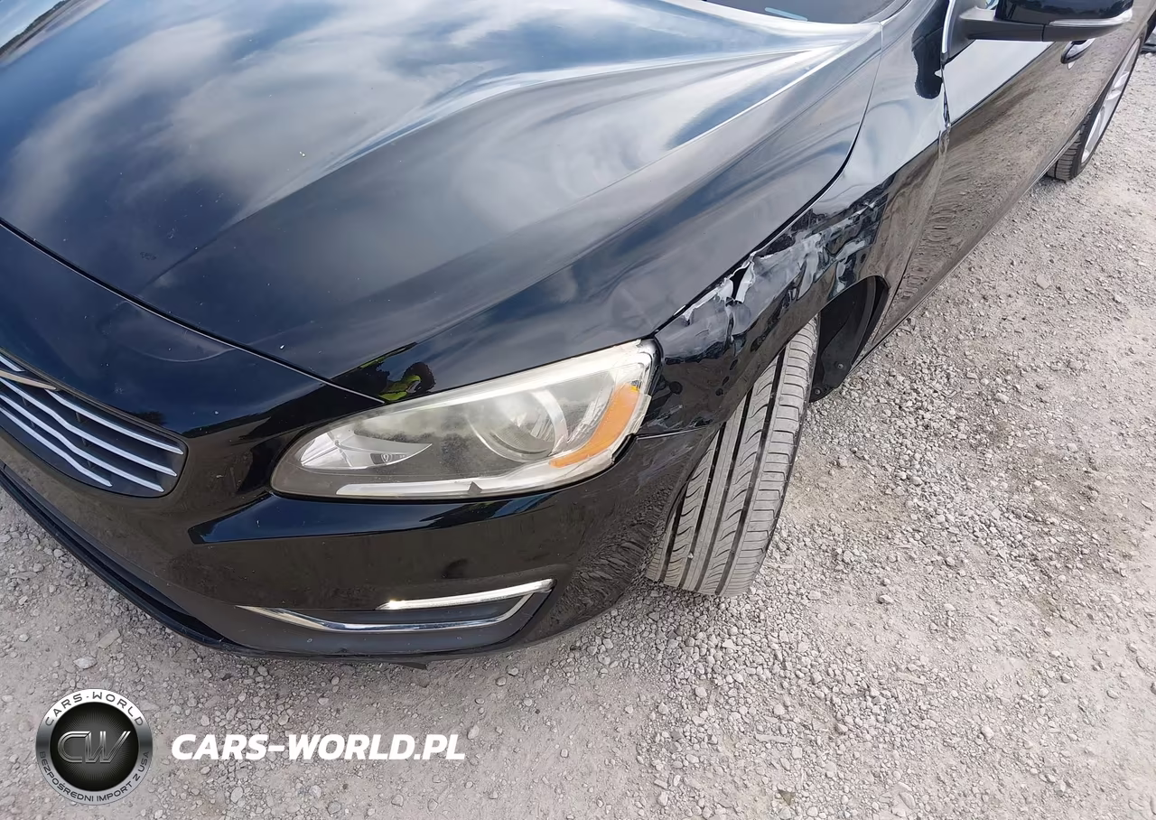 2015 Volvo V60 T5 Premier VIN:YV140MEBXF1207429 - 6