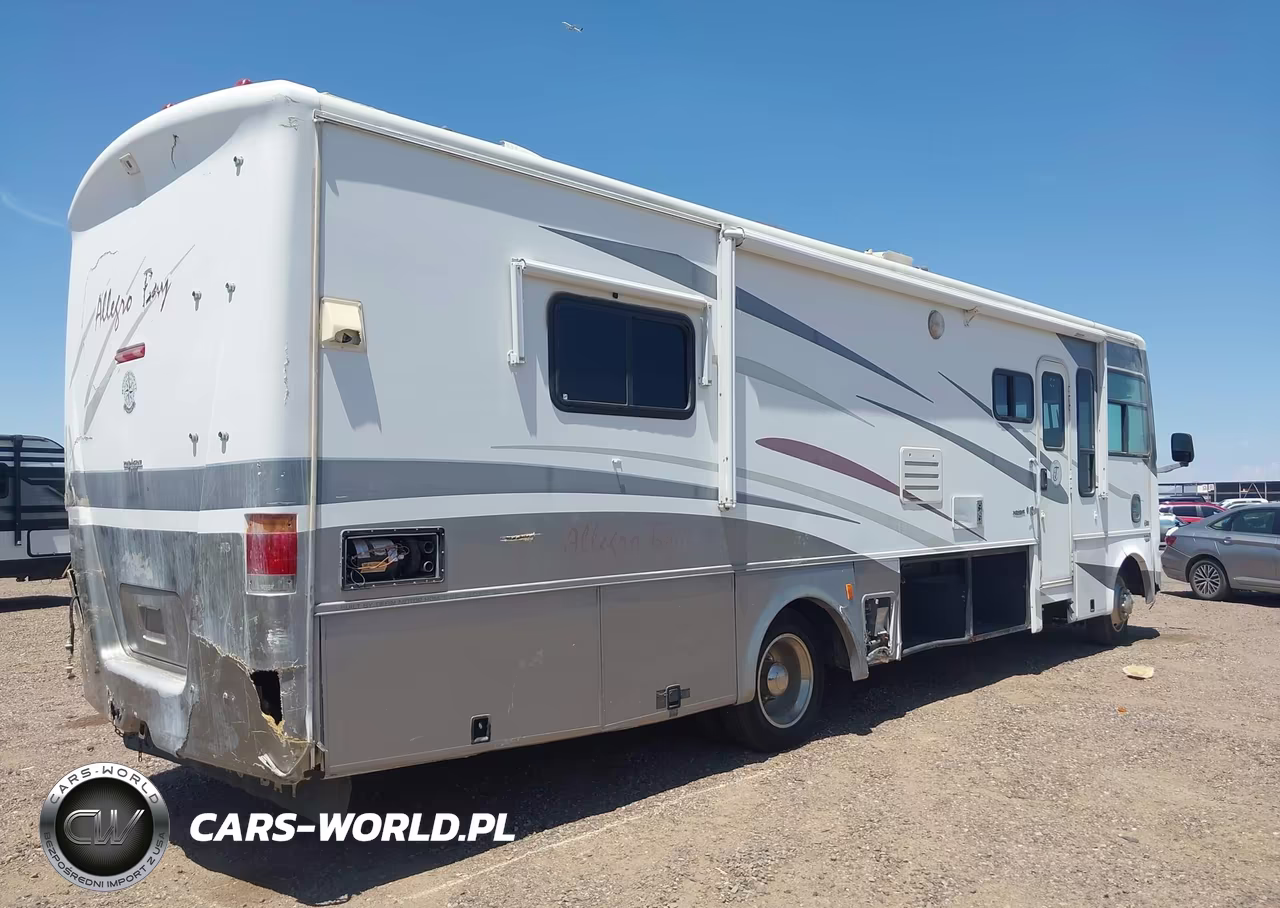 2004 Workhorse Custom Chassis Motorhome Chassis W22 VIN:5B4MP67G843380914 - 11