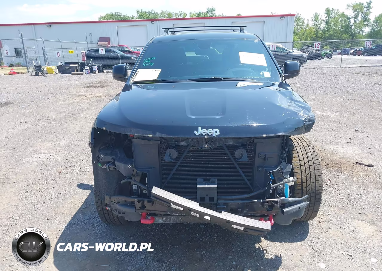 2020 Jeep Grand Cherokee North Edition 4X4 VIN:1C4RJFAG0LC388840 - 12