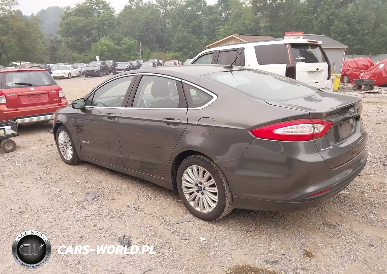 2015 Ford Fusion Hybrid Se VIN:3FA6P0LU2FR158438 - 3
