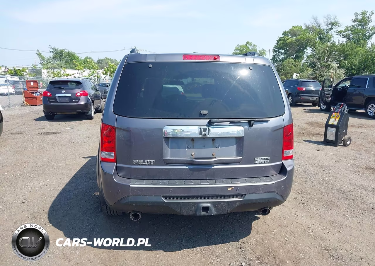 2015 Honda Pilot Touring VIN:5FNYF4H99FB027249 - 16