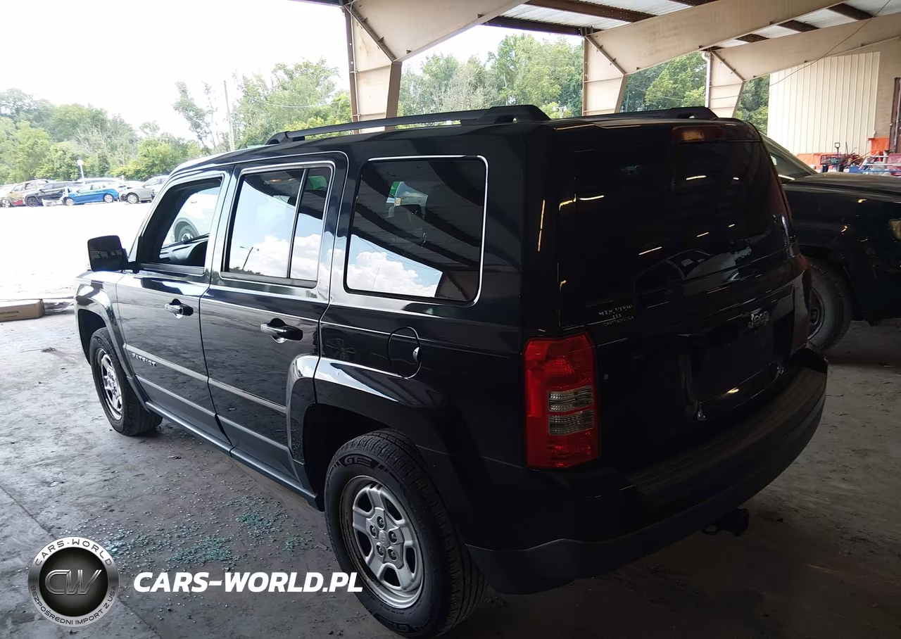 2014 Jeep Patriot Sport VIN:1C4NJPBAXED532096 - 3