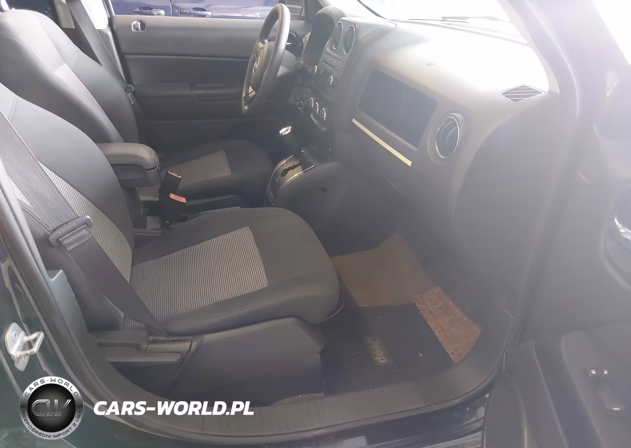 2014 Jeep Patriot Sport VIN:1C4NJPBAXED532096 - 5