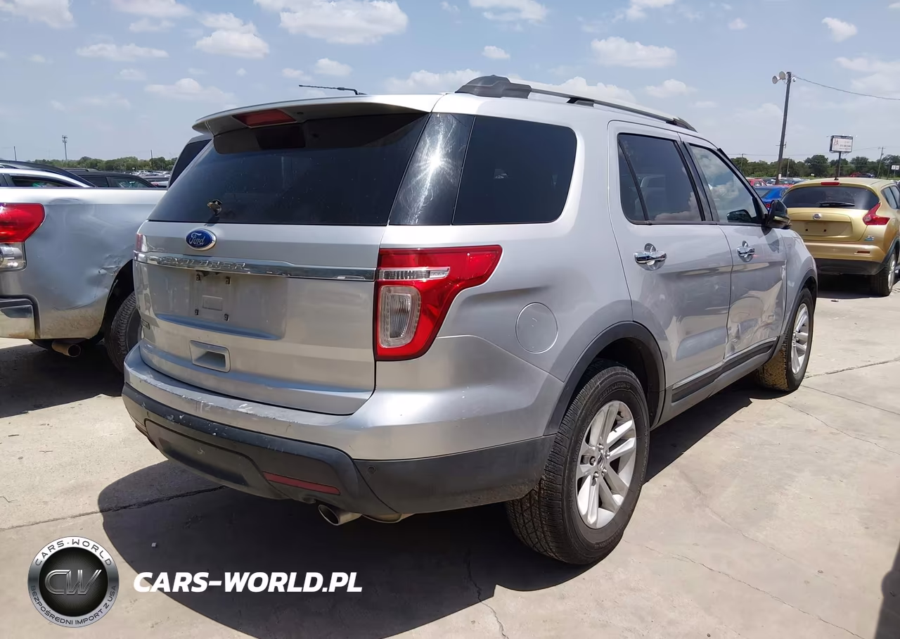 2011 Ford Explorer Xlt VIN:1FMHK7D84BGA42568 - 4