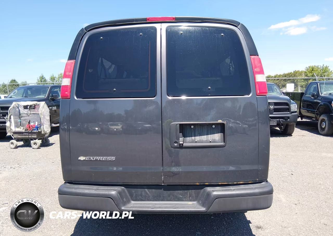2017 Chevrolet Express 3500 Ls VIN:1GAZGNFFXH1300896 - 18
