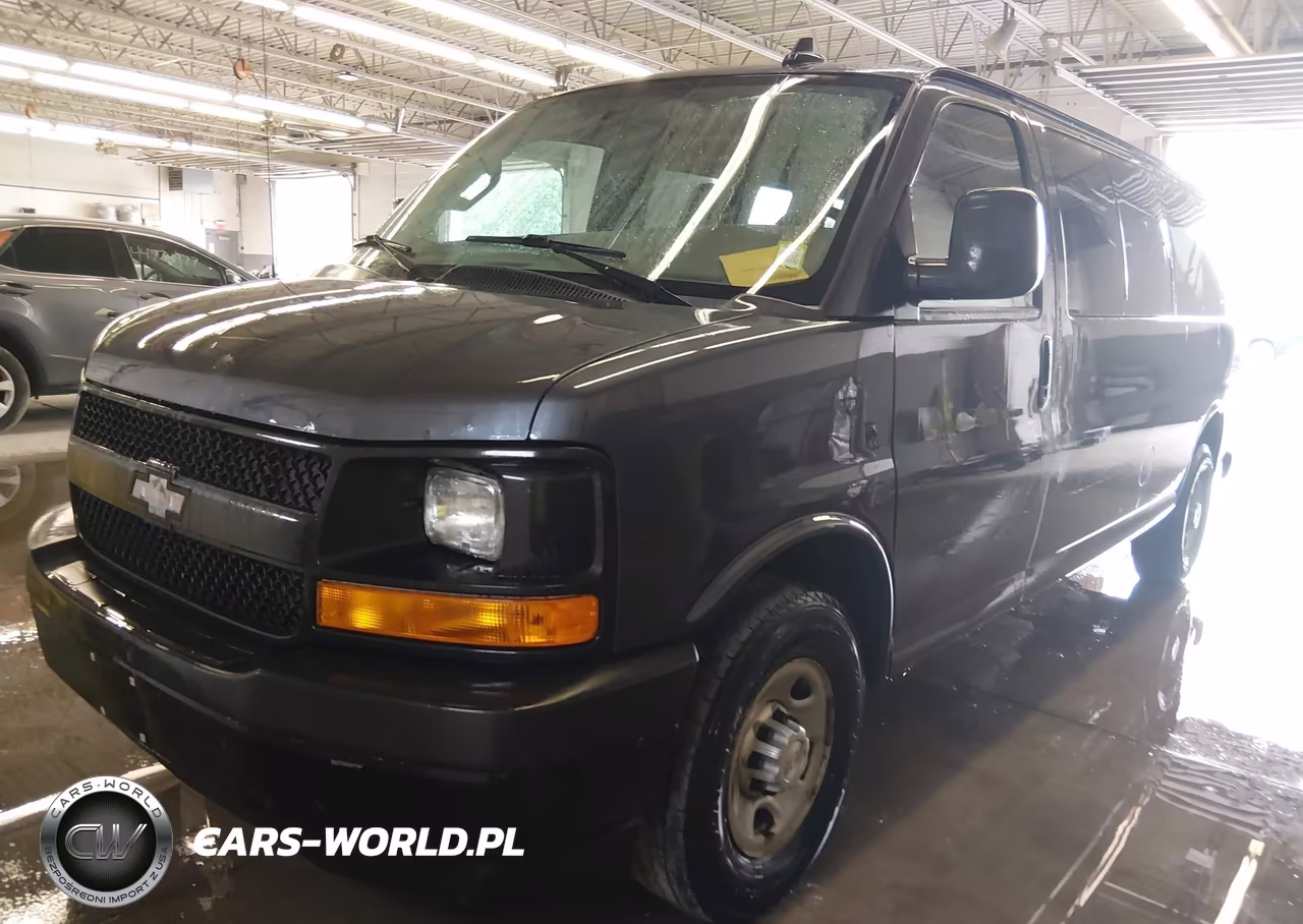 2017 Chevrolet Express 3500 Ls VIN:1GAZGNFFXH1300896 - 2