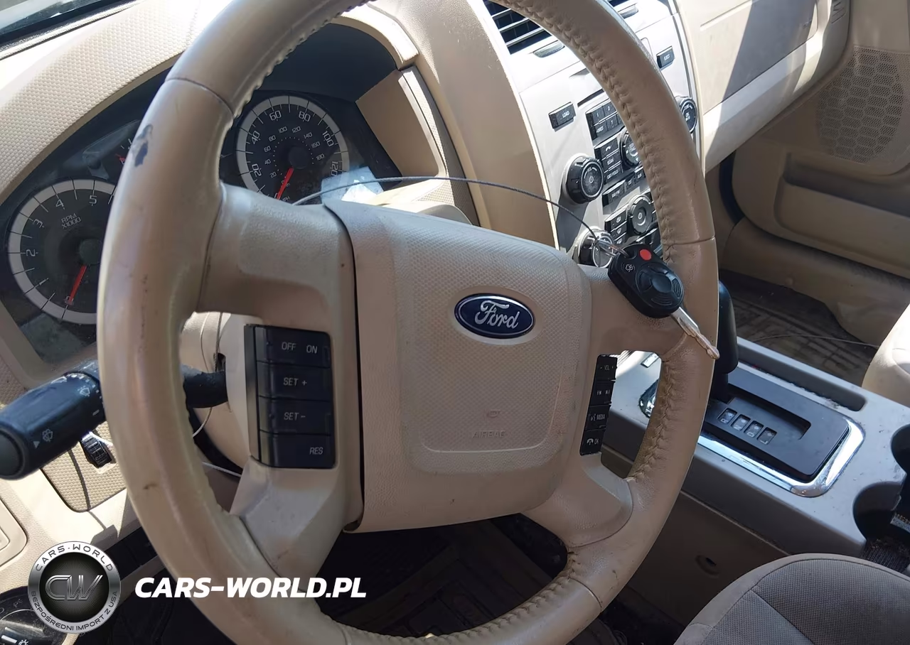 2012 Ford Escape Xlt VIN:1FMCU0D70CKC13382 - 11