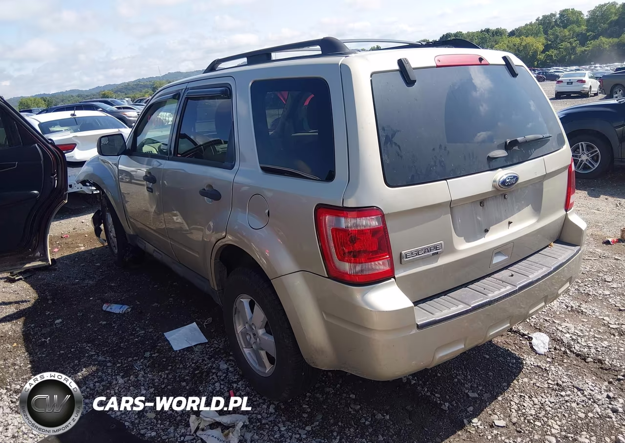 2012 Ford Escape Xlt VIN:1FMCU0D70CKC13382 - 3
