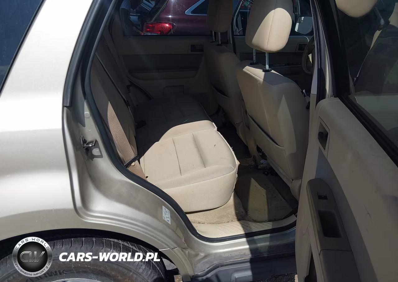 2012 Ford Escape Xlt VIN:1FMCU0D70CKC13382 - 8