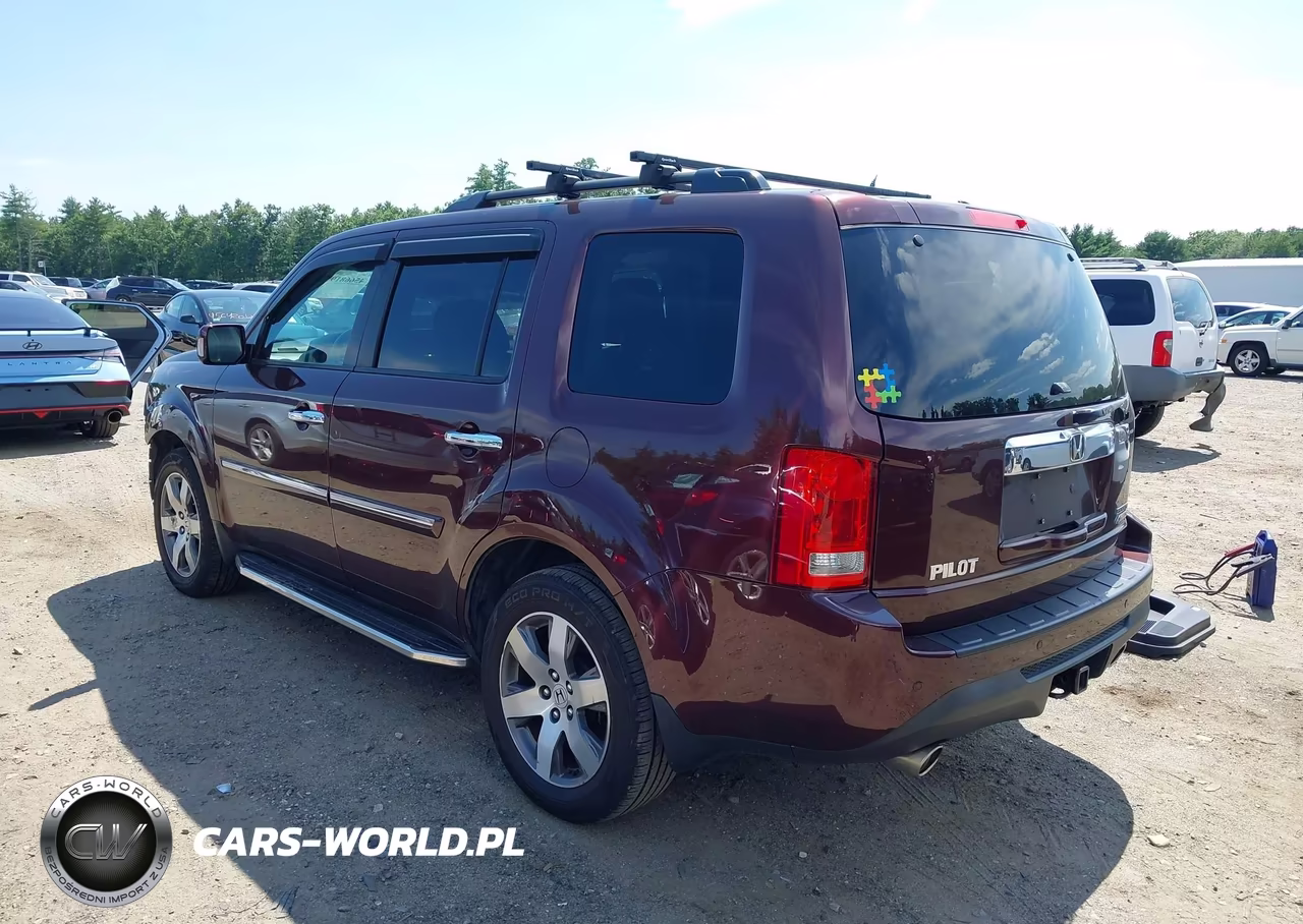 2014 Honda Pilot Touring VIN:5FNYF4H95EB052356 - 3