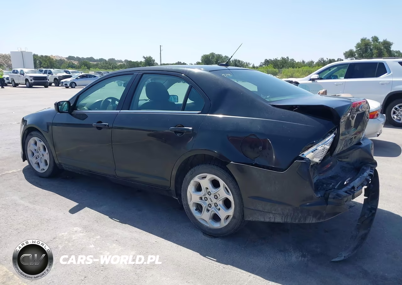 2011 Ford Fusion Se VIN:3FAHP0HA7BR189945 - 3