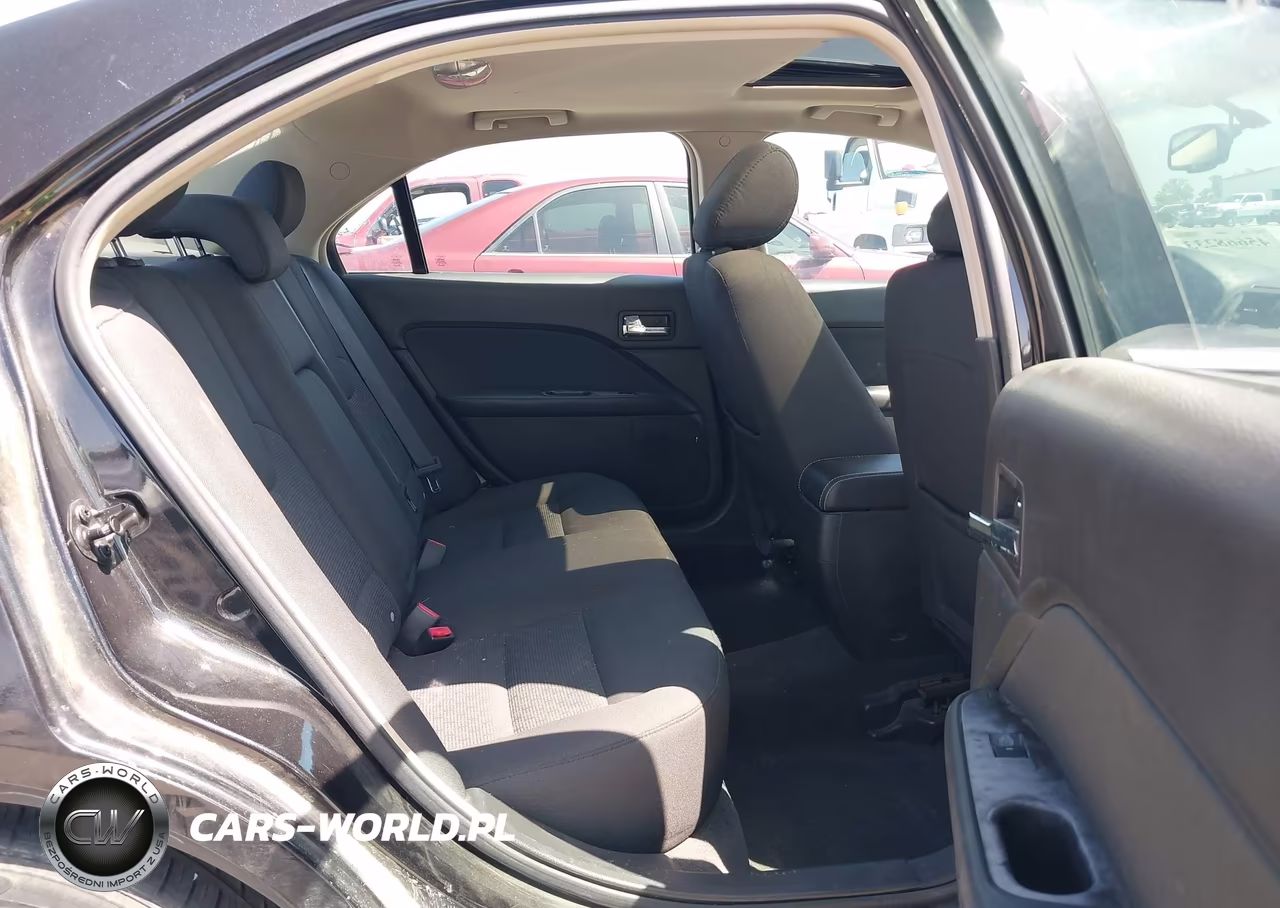 2011 Ford Fusion Se VIN:3FAHP0HA7BR189945 - 8