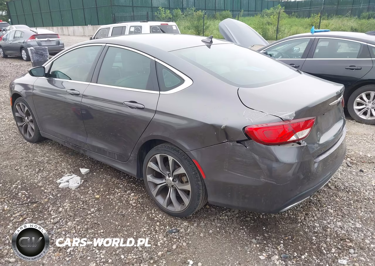 2015 Chrysler 200 C VIN:1C3CCCCG2FN545681 - 3