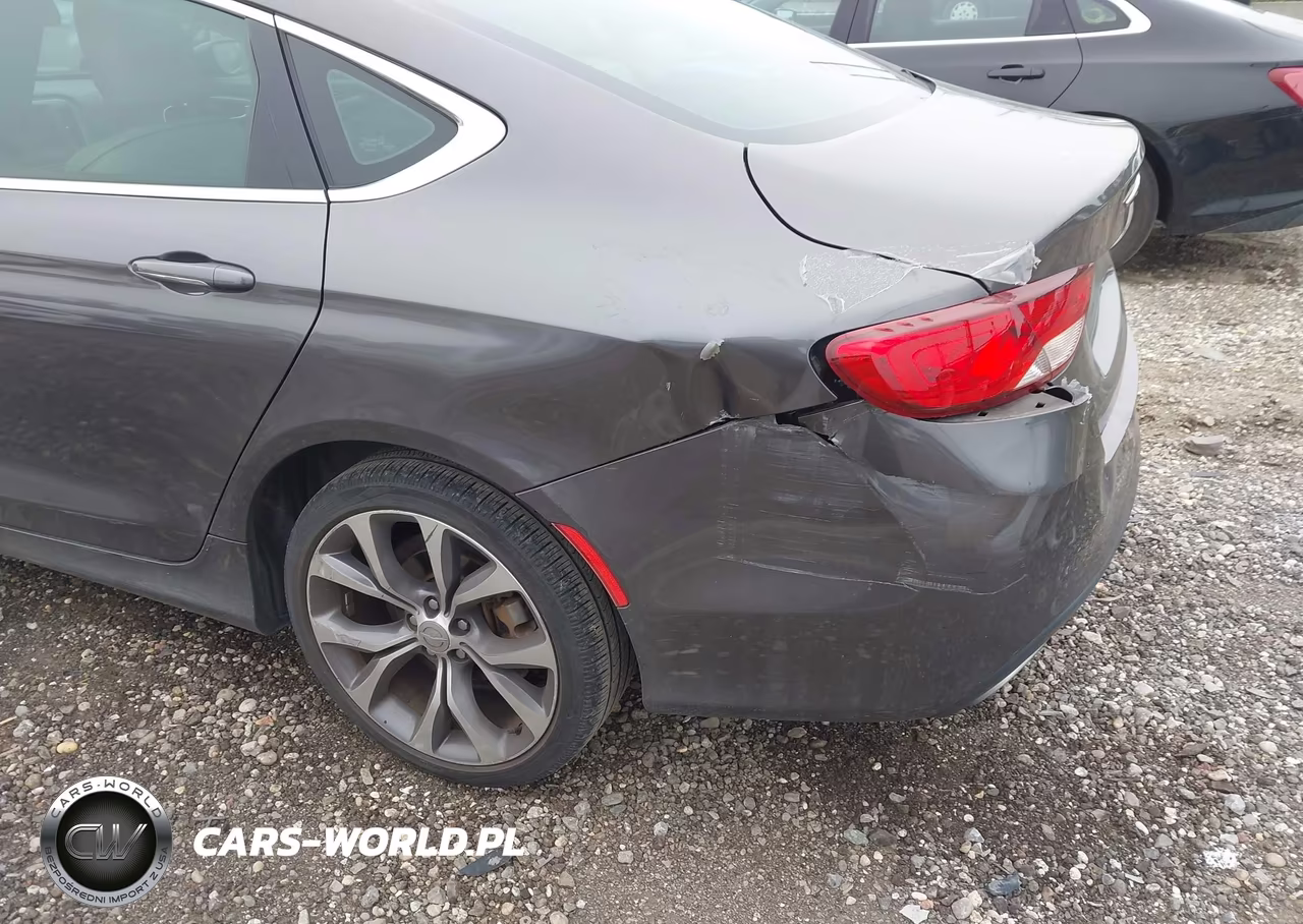 2015 Chrysler 200 C VIN:1C3CCCCG2FN545681 - 6