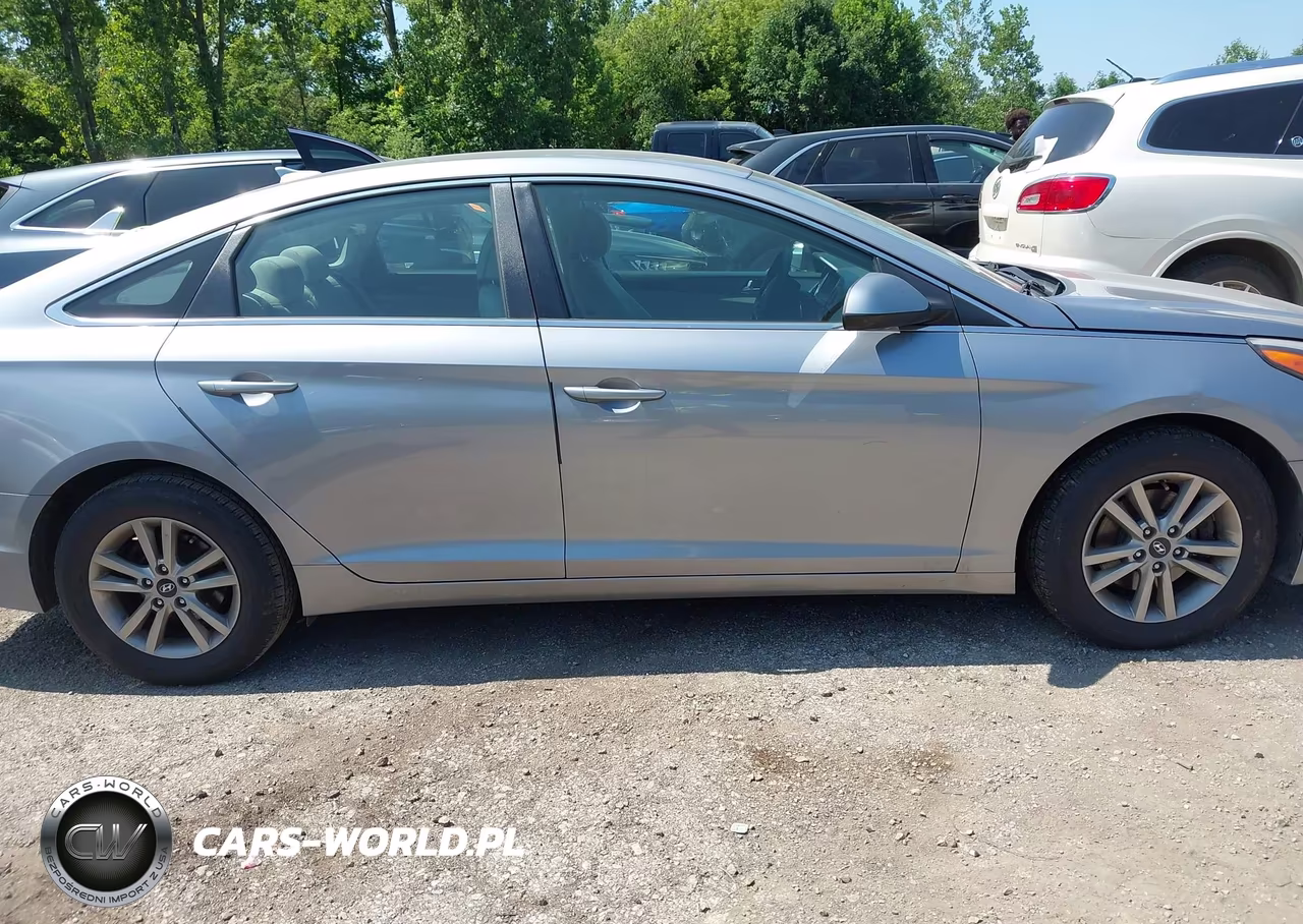 2015 Hyundai Sonata Se VIN:5NPE24AFXFH002246 - 13