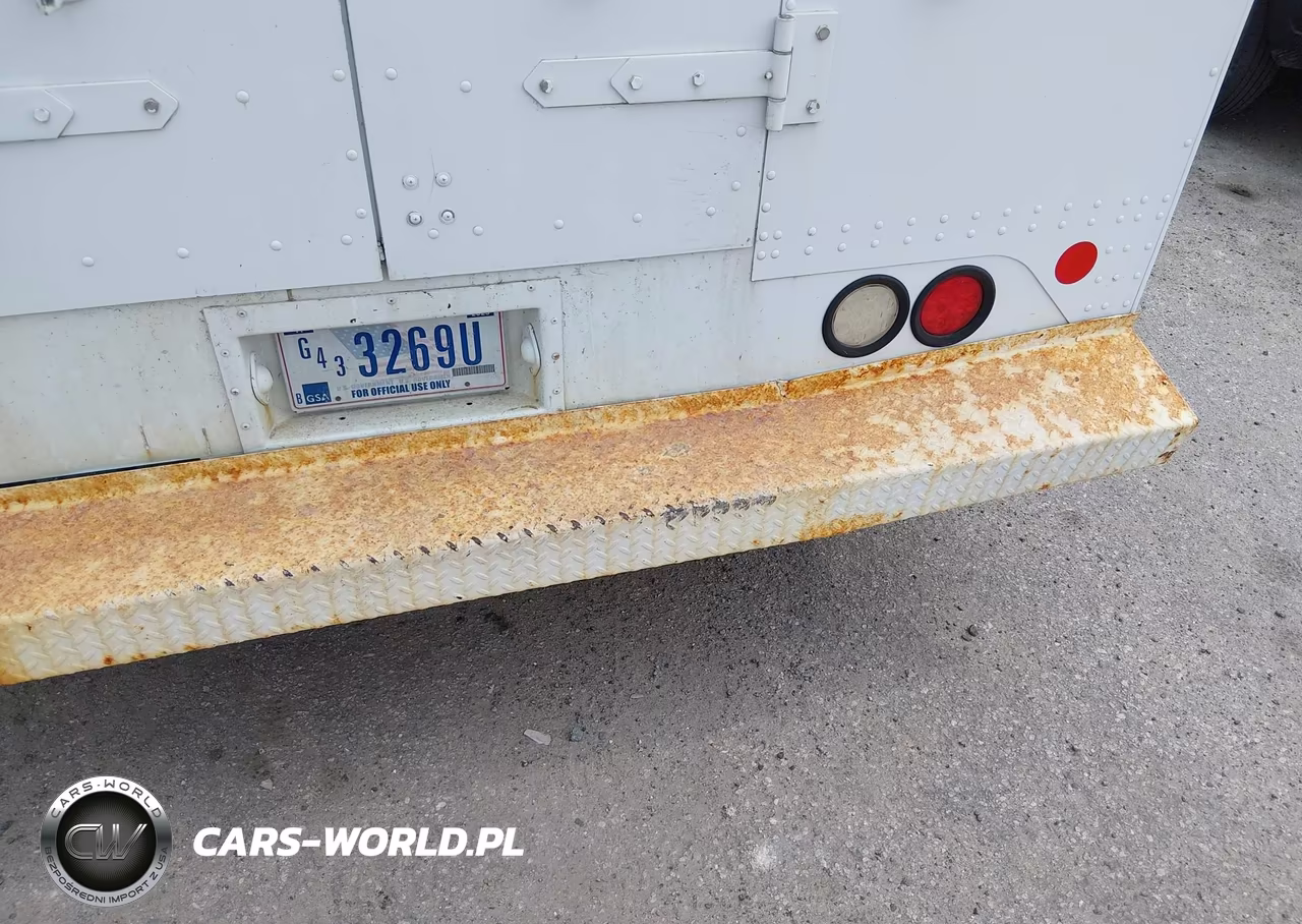 2017 Ford E-350 Stripped VIN:1FC3E3KS0HDC56335 - 6