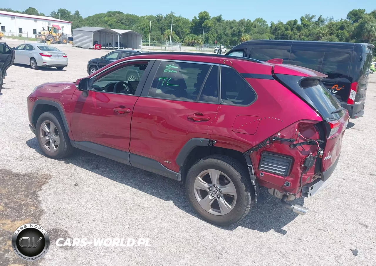 2024 Toyota Rav4 Hybrid Xle VIN:JTMRWRFVXRD246556 - 3