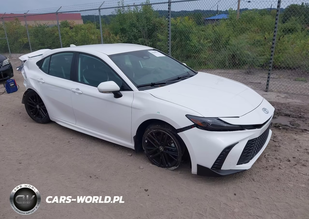 2025 Toyota Camry Se – zdjęcie 1 z 17