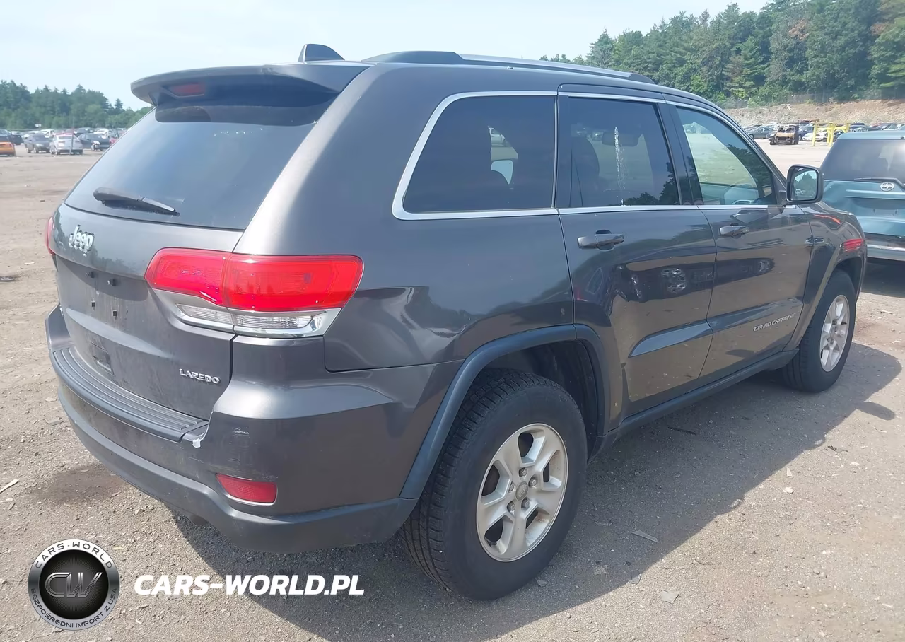 2014 Jeep Grand Cherokee Laredo VIN:1C4RJFAGXEC205253 - 4