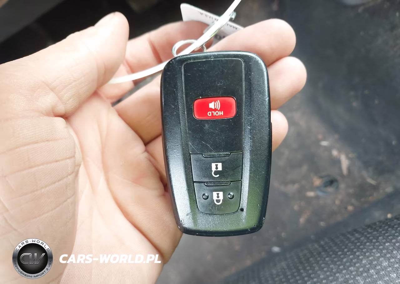 2021 Toyota Prius Le VIN:JTDKAMFU5M3145224 - 11