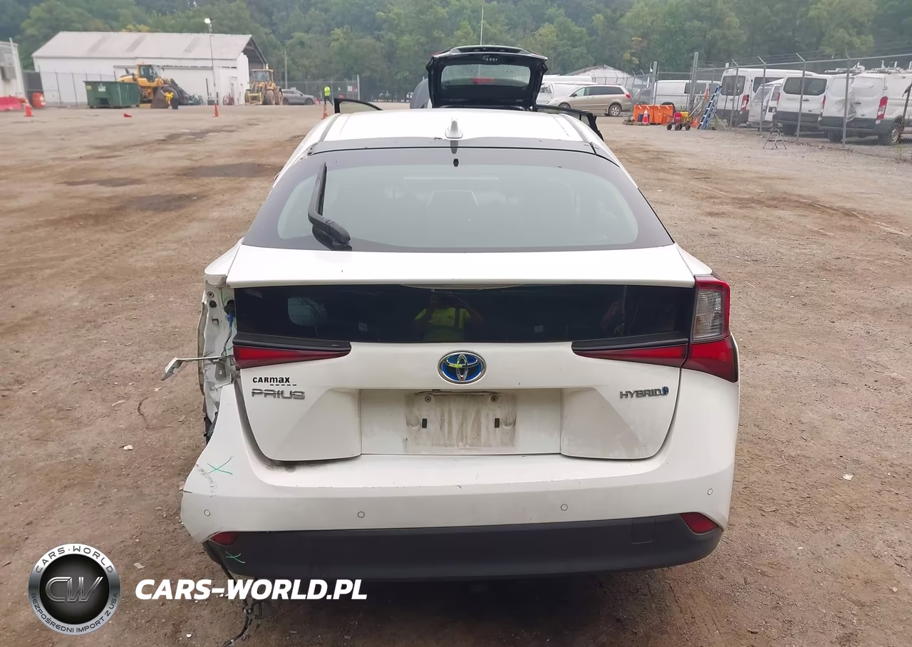 2021 Toyota Prius Le VIN:JTDKAMFU5M3145224 - 16