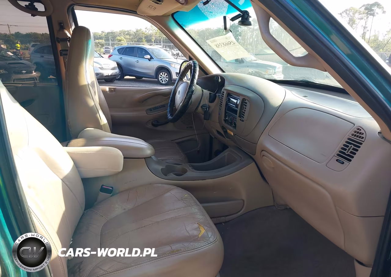 1997 Ford Expedition Eddie Bauer-Xlt VIN:1FMEU17L5VLB38828 - 5